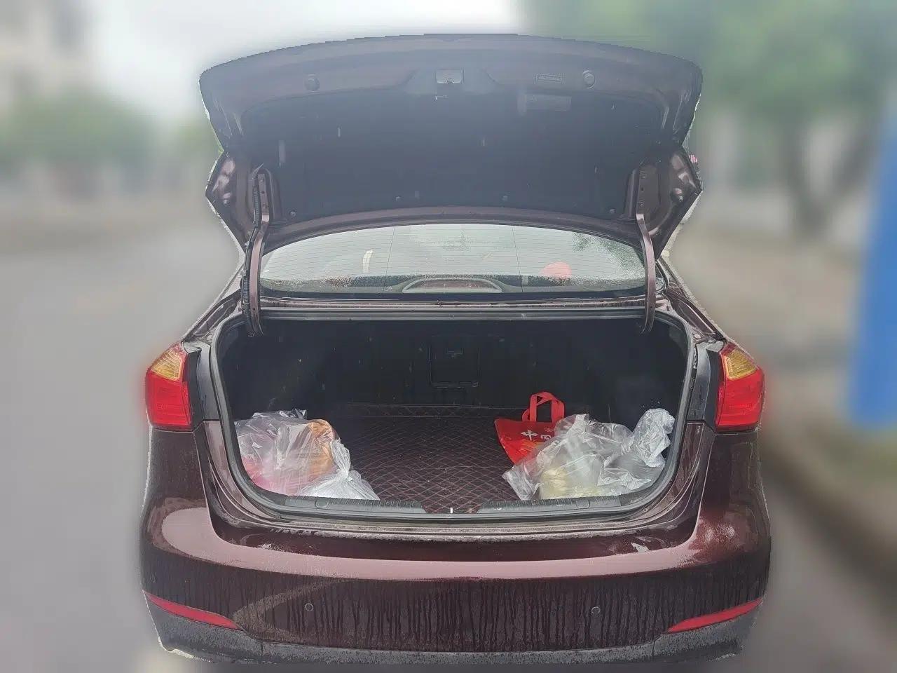 Kia K3 2013 1.6L Automatic GLS — миниатюра 19