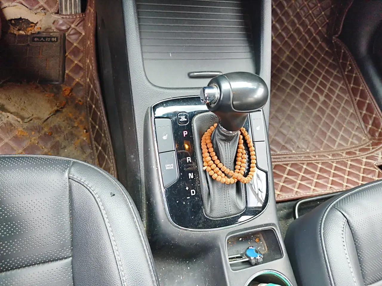 Kia K3 2017 1.6L Automatic 15th Anniversary Special Edition GLS — миниатюра 14