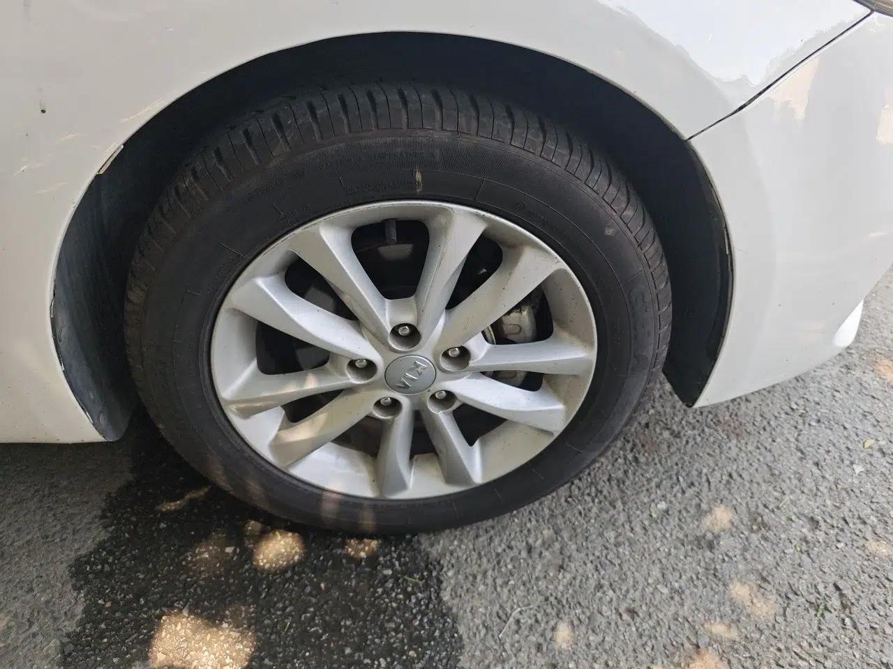Kia K3 2016 1.6L Automatic GLS — миниатюра 8