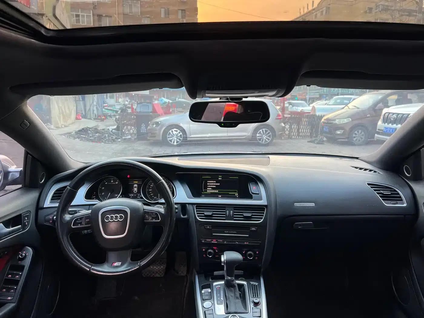2010 Audi S5 3.0T Sportback — миниатюра 7