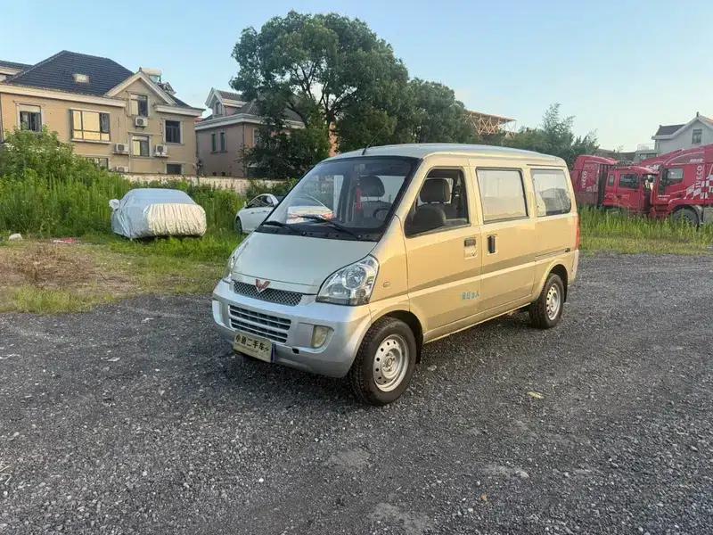 Wuling Rongguang 2014 1.2L S Basic Model — миниатюра 1
