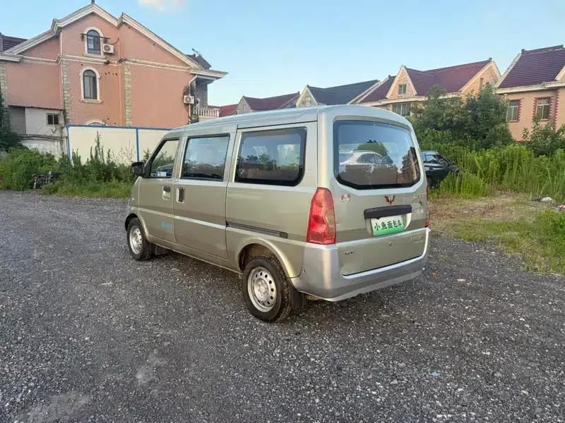 Wuling Rongguang 2014 1.2L S Basic Model — миниатюра 4