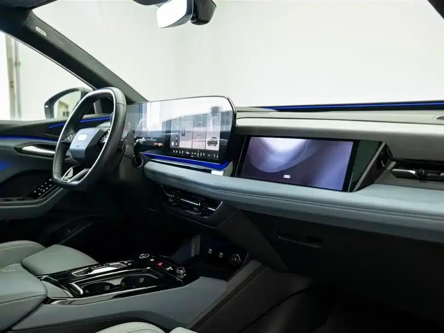 Audi Q6L e-tron 2026 First Edition — миниатюра 17