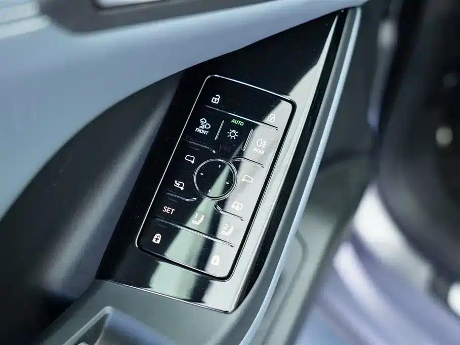 Audi Q6L e-tron 2026 First Edition — миниатюра 18