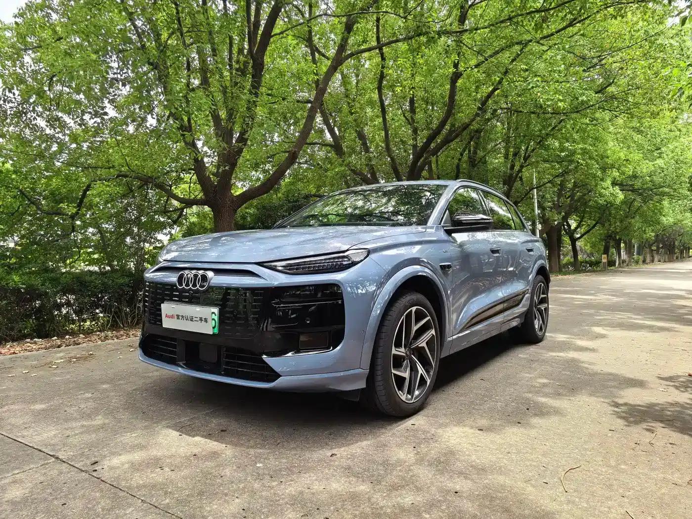 Audi Q6L e-tron 2026 First Edition — миниатюра 1