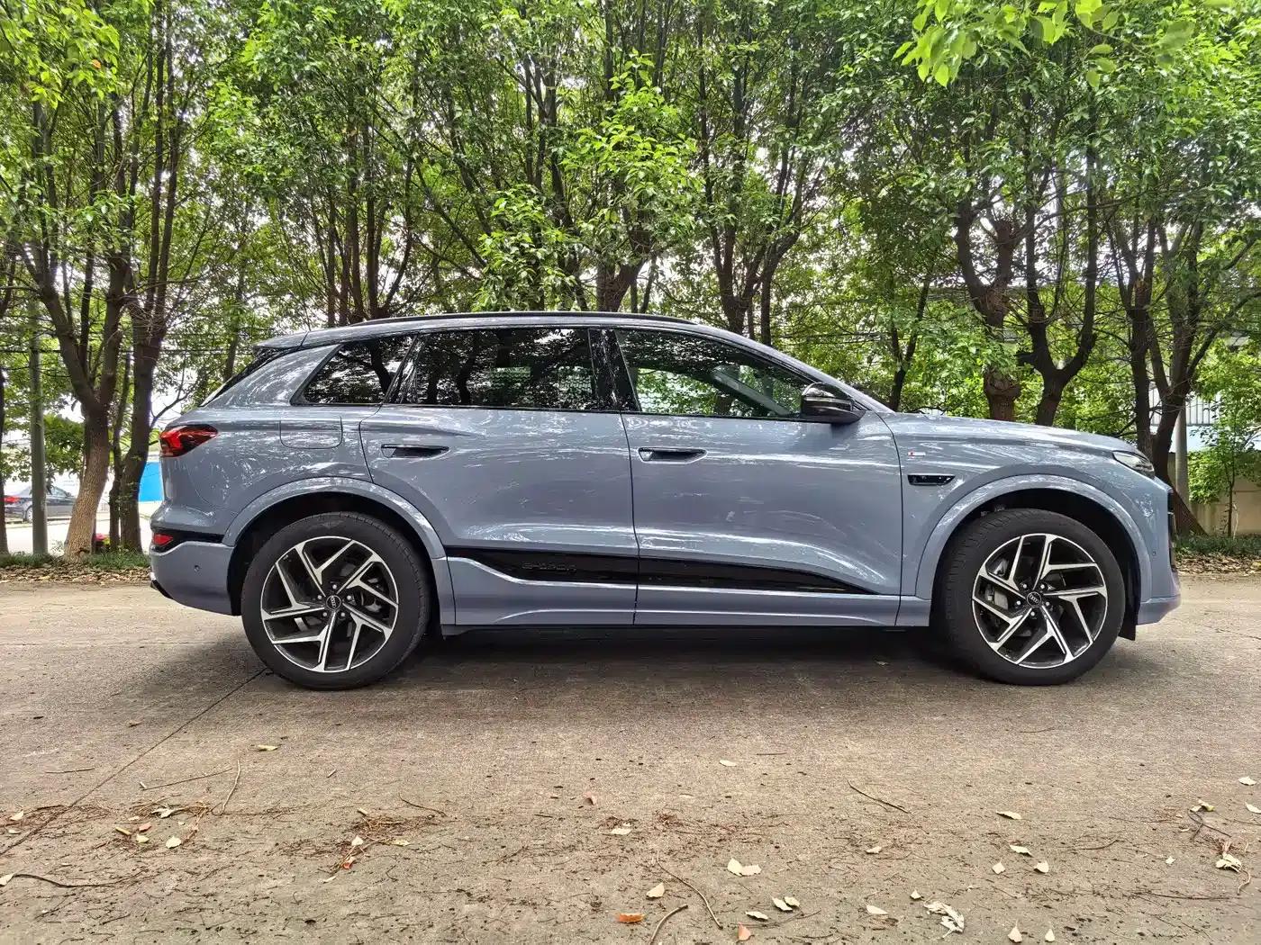 Audi Q6L e-tron 2026 First Edition — миниатюра 3