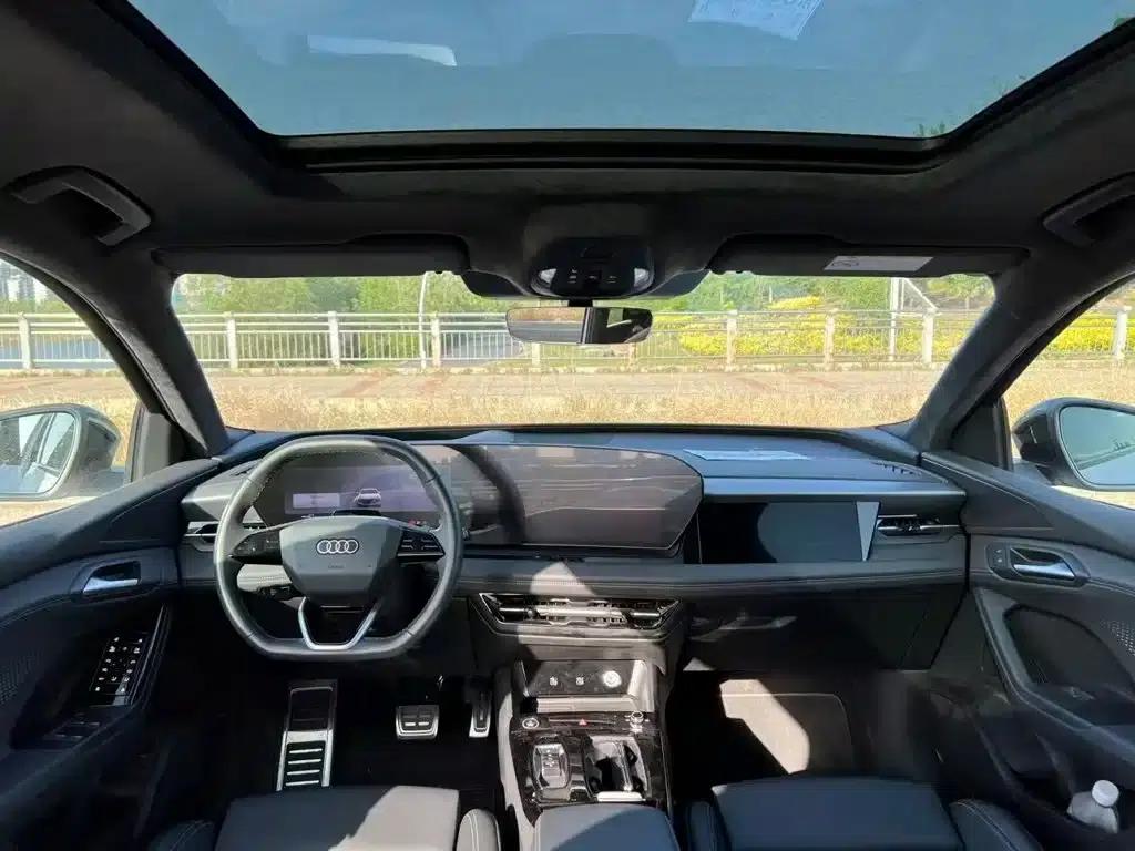 Audi Q6L e-tron 2026 First Edition — миниатюра 2
