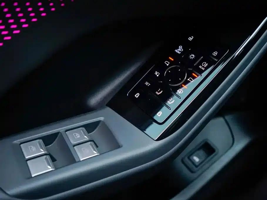Audi Q6L e-tron 2026 First Edition — миниатюра 9