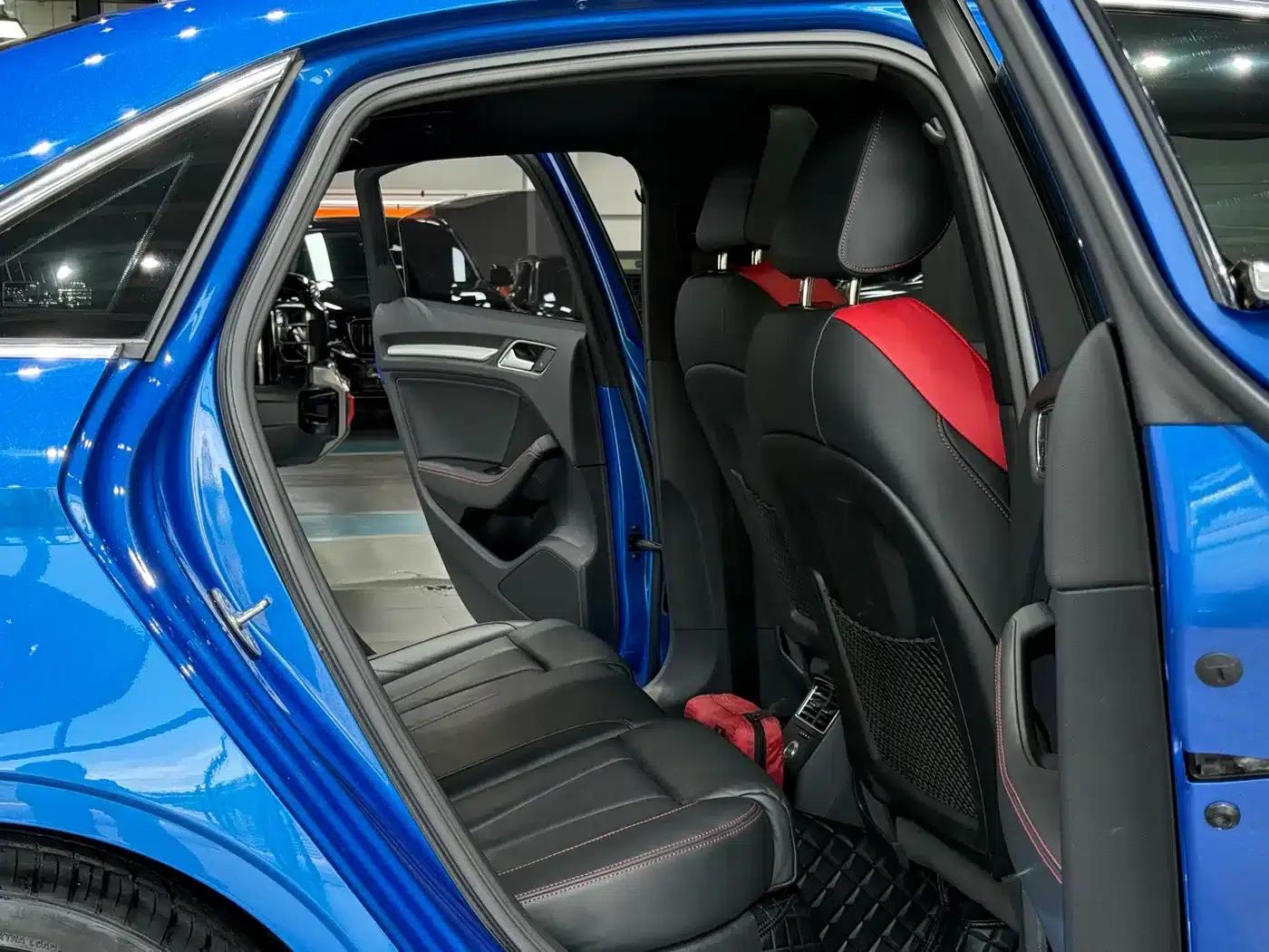 Audi S3 2019 Model S3 2.0T Limousine — миниатюра 5