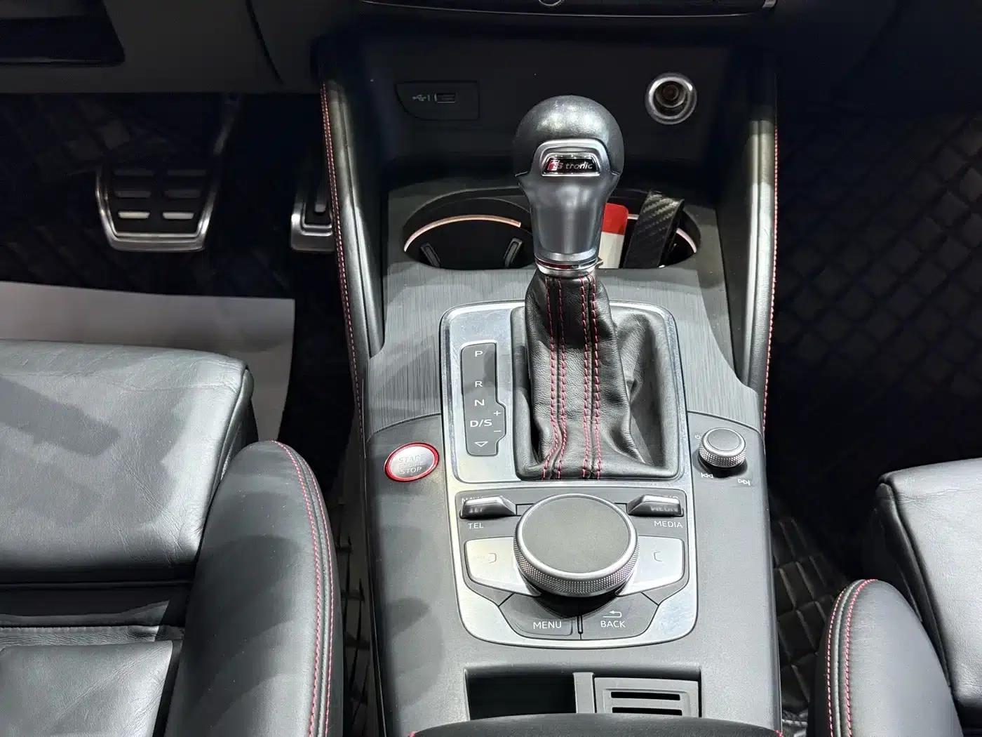 Audi S3 2019 Model S3 2.0T Limousine — миниатюра 10