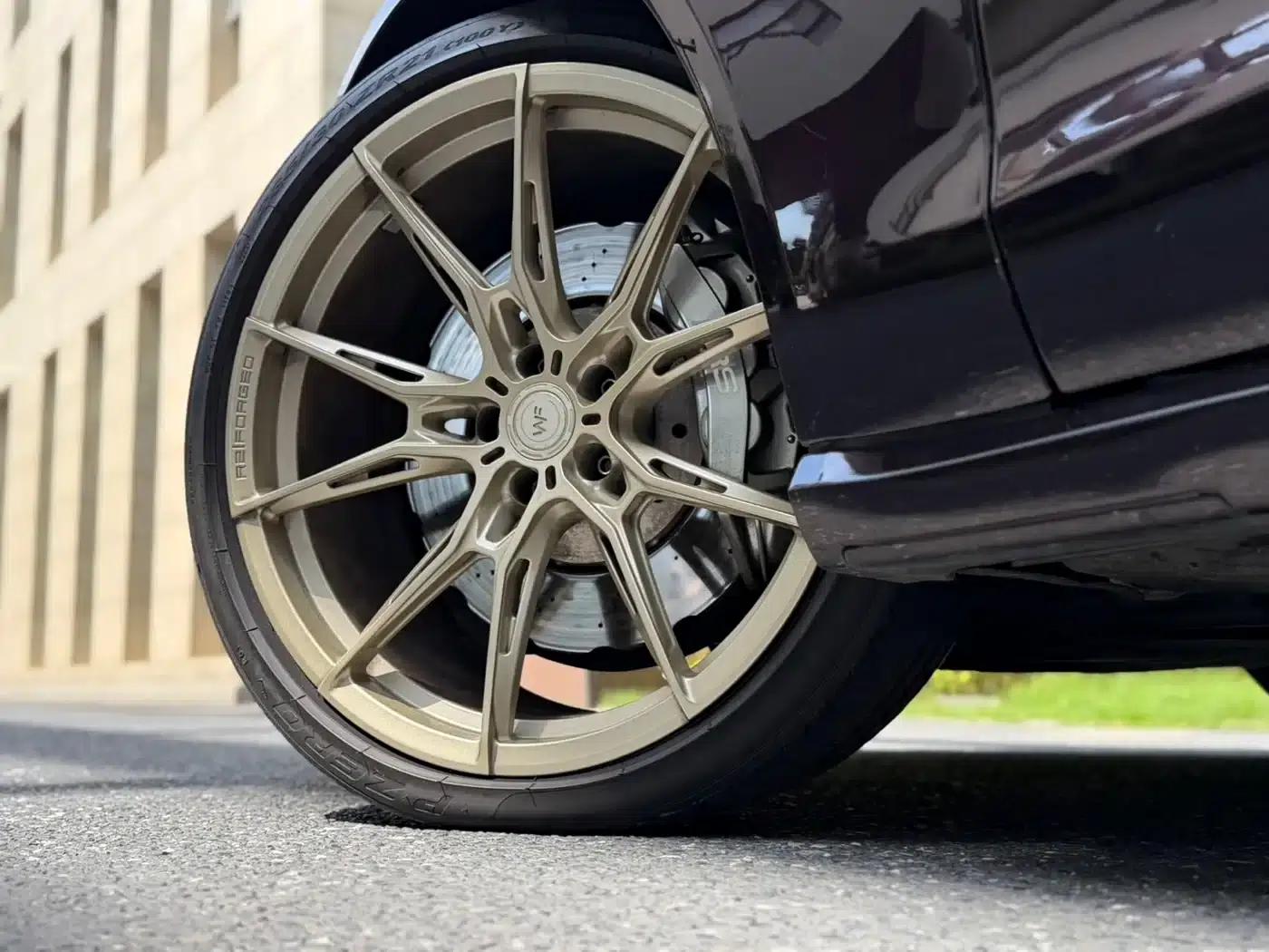 2016 Audi RS 6 4.0T Avant — миниатюра 11
