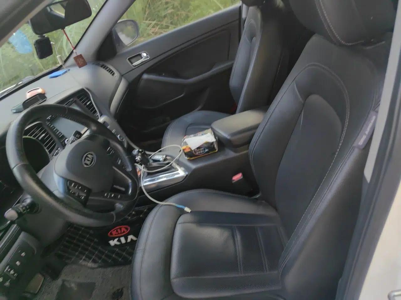 Kia K5 2011 2.0L Automatic DLX — миниатюра 15