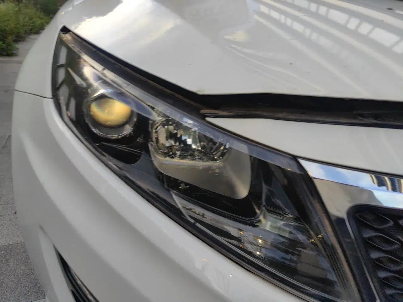 Kia K5 2011 2.0L Automatic DLX — миниатюра 7