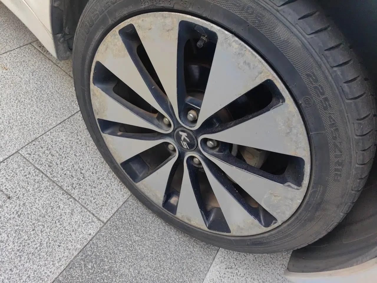 Kia K5 2011 2.0L Automatic DLX — миниатюра 8
