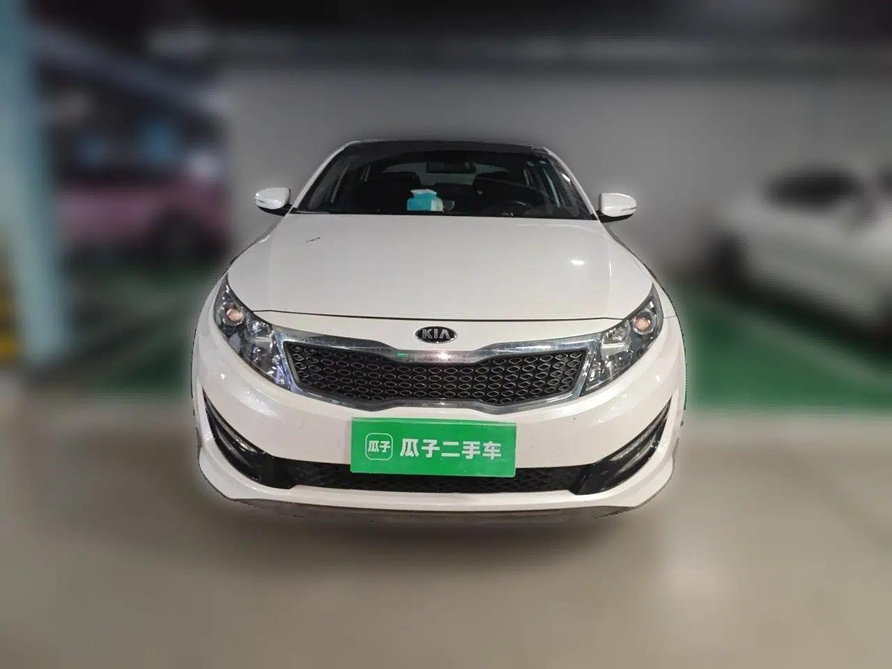 Kia K5 2012 2.0L Automatic DLX — миниатюра 2