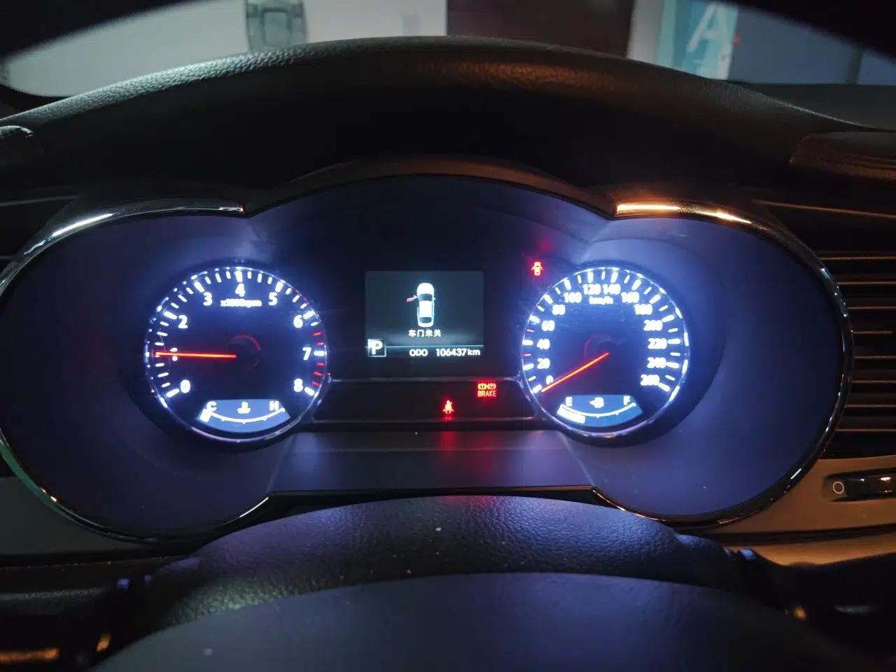 Kia K5 2012 2.0L Automatic DLX — миниатюра 11