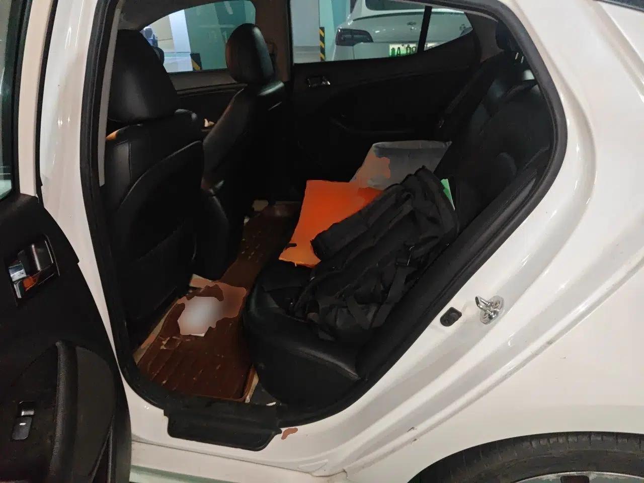 Kia K5 2012 2.0L Automatic DLX — миниатюра 17