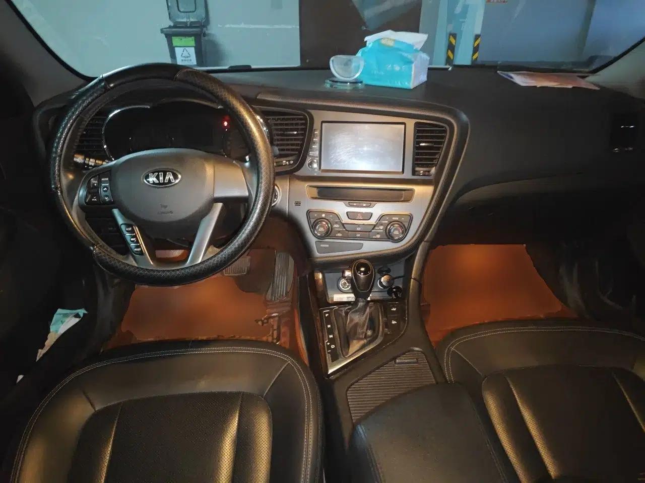 Kia K5 2012 2.0L Automatic DLX — миниатюра 9