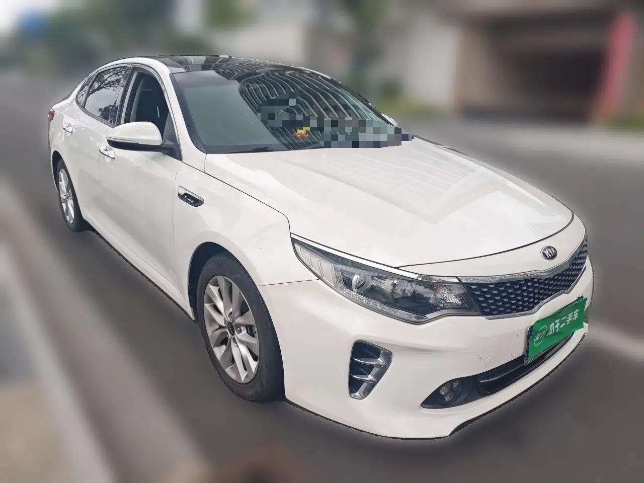 Kia K5 2016 1.6T Automatic LUX — миниатюра 3