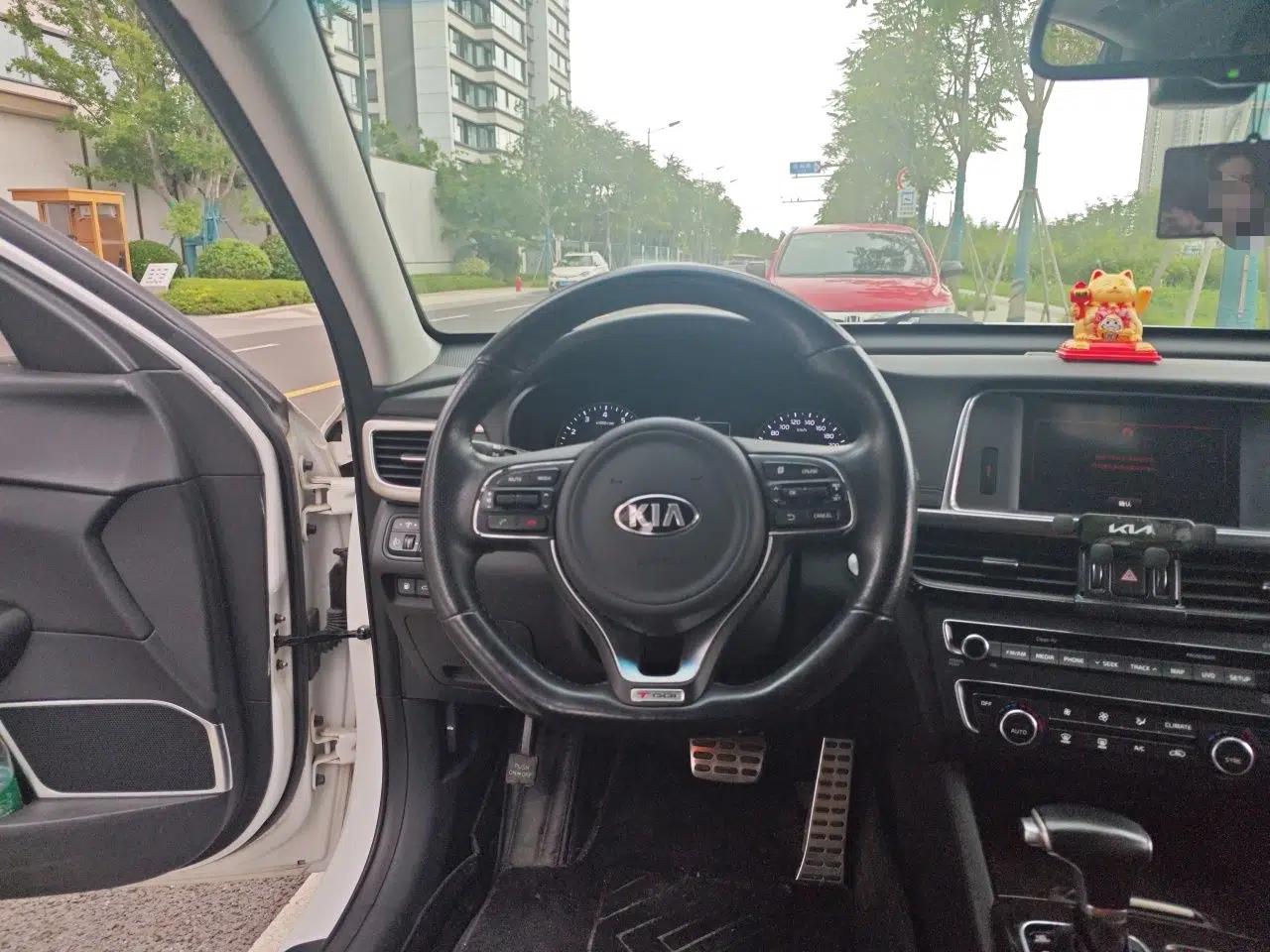 Kia K5 2016 1.6T Automatic LUX — миниатюра 10
