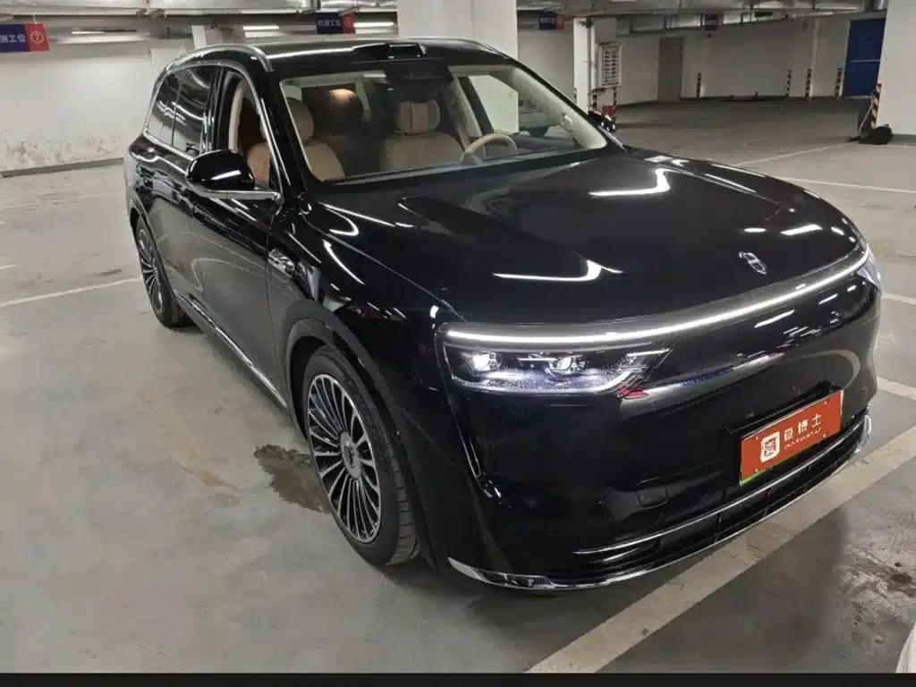 Wenjie M8 2025 Ultra Extended Range Edition (53.4kWh, 6-seater, 192-line LiDAR) — миниатюра 2