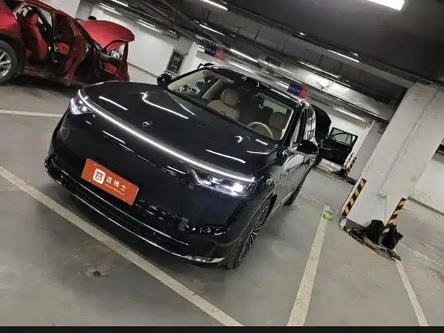 Wenjie M8 2025 Ultra Extended Range Edition (53.4kWh, 6-seater, 192-line LiDAR)