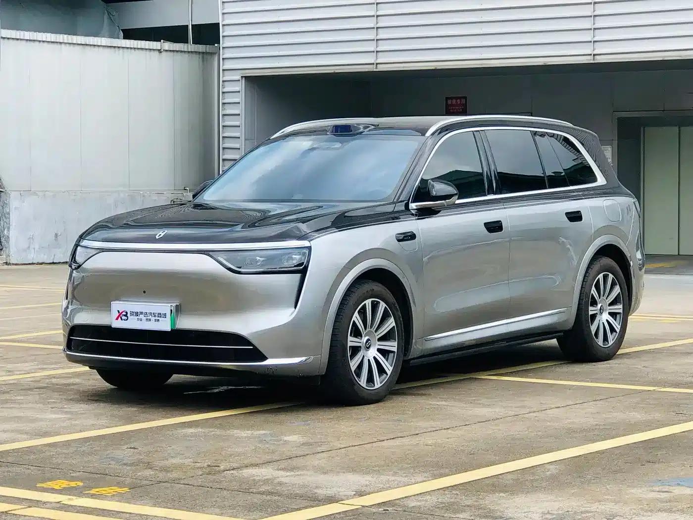 Wenjie M8 2025 Extended Range Max+ Version (53.4kWh, 5-seater, 192-line LiDAR) — миниатюра 1