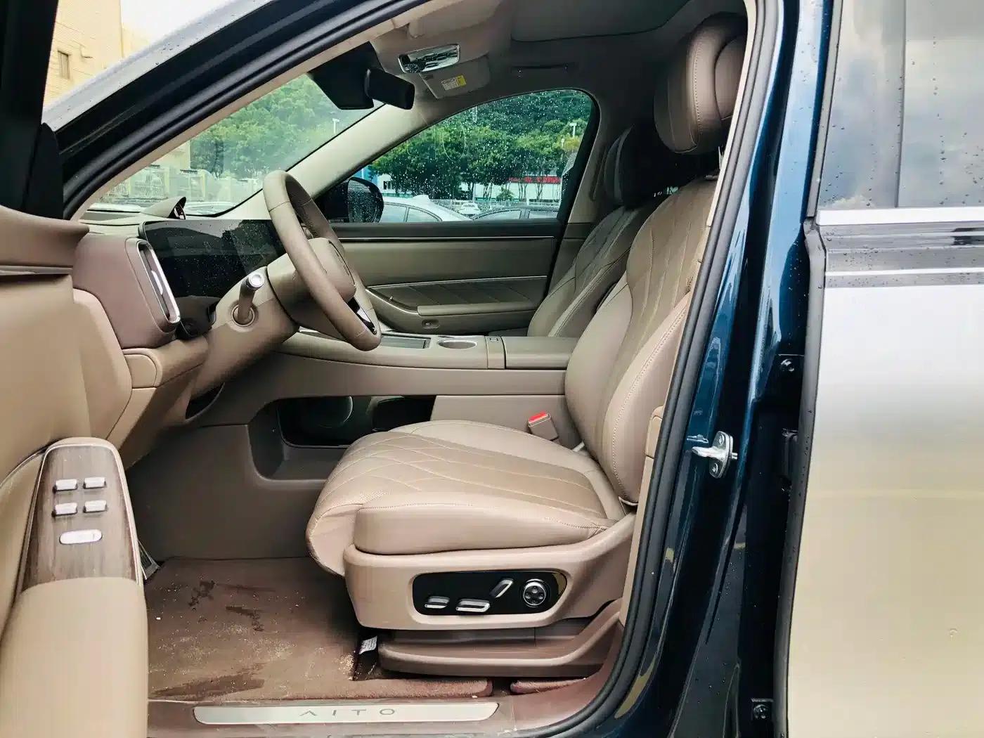 Wenjie M8 2025 Extended Range Max+ Version (53.4kWh, 5-seater, 192-line LiDAR) — миниатюра 13