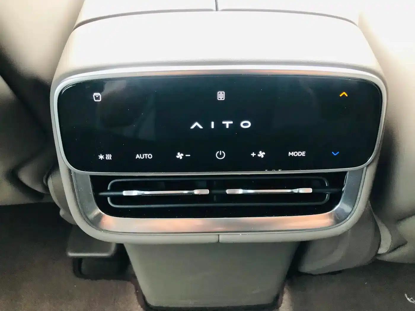 Wenjie M8 2025 Extended Range Max+ Version (53.4kWh, 5-seater, 192-line LiDAR) — миниатюра 18