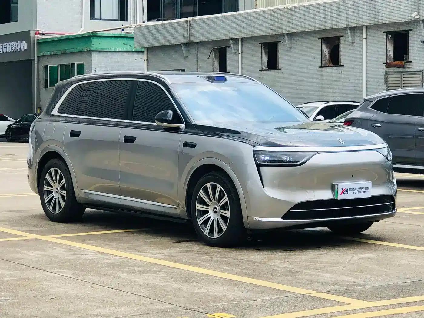 Wenjie M8 2025 Extended Range Max+ Version (53.4kWh, 5-seater, 192-line LiDAR) — миниатюра 3