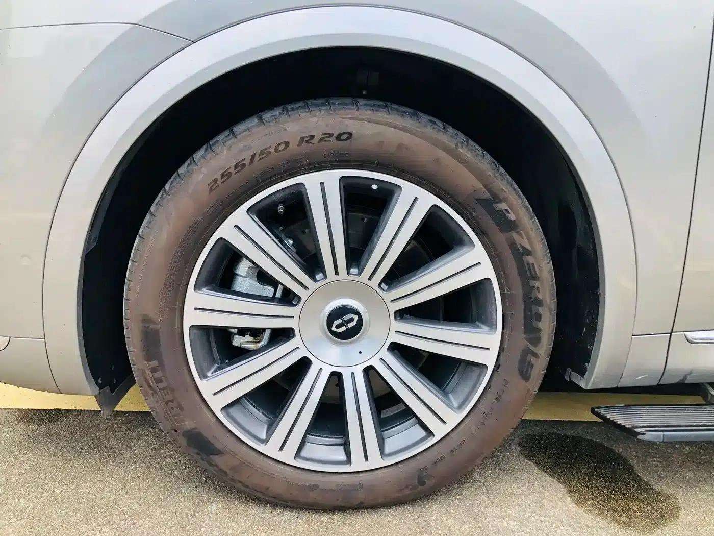 Wenjie M8 2025 Extended Range Max+ Version (53.4kWh, 5-seater, 192-line LiDAR) — миниатюра 21