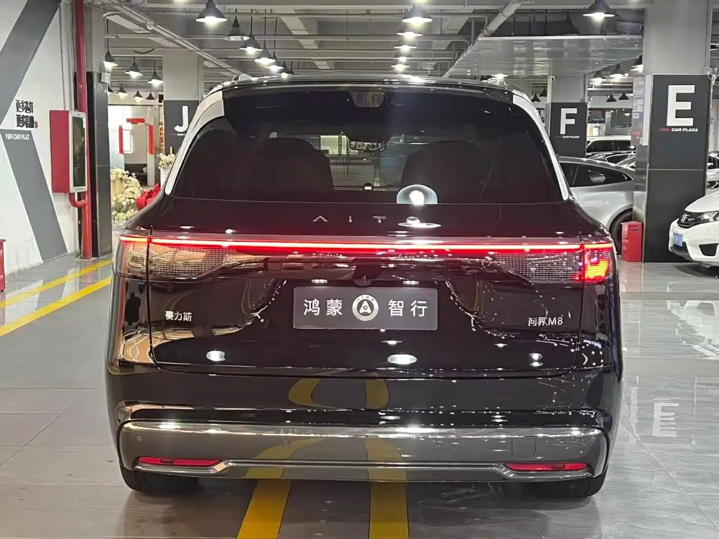 Wenjie M8 2025 Extended Range Max Edition 53.4kWh 6-Seater (896-line LiDAR) — миниатюра 6