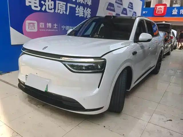 Wenjie M8 2025 Extended Range Ultra Edition 53.4kWh 5-Seat Version (192-line LiDAR)