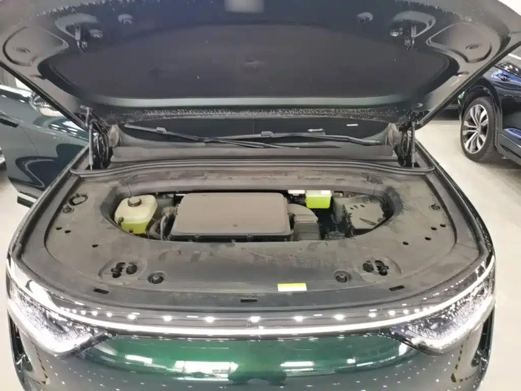 Wenjie M8 2025 Ultra Extended Range Edition (53.4kWh, 6-seater, 192-line LiDAR) — миниатюра 20