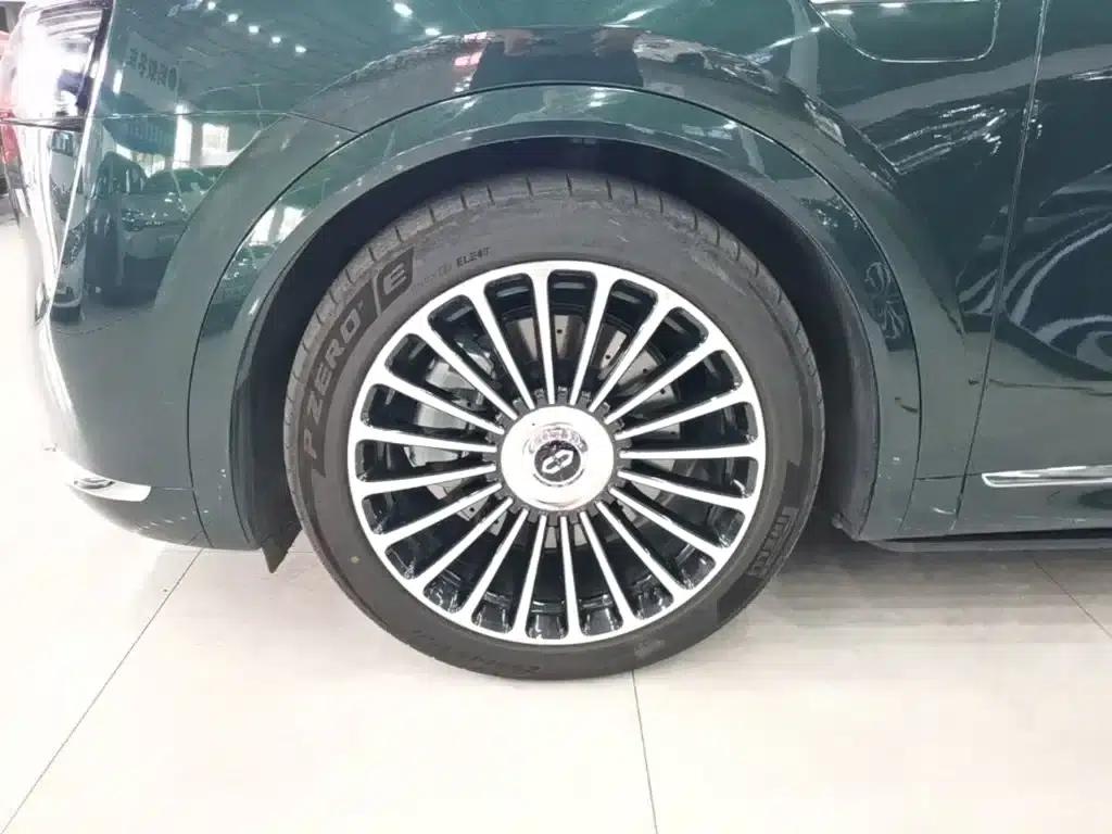 Wenjie M8 2025 Ultra Extended Range Edition (53.4kWh, 6-seater, 192-line LiDAR) — миниатюра 23