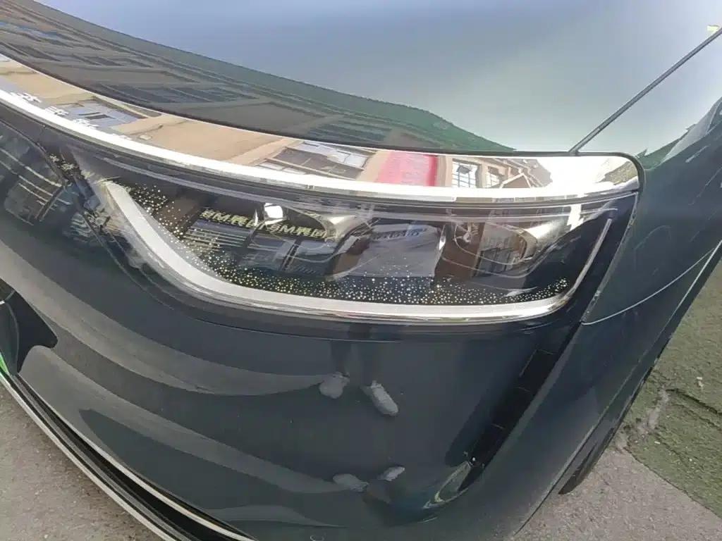 Wenjie M8 2025 Range Extended Ultra Edition 53.4kWh 6-Seat Version (192-line LiDAR) — миниатюра 24