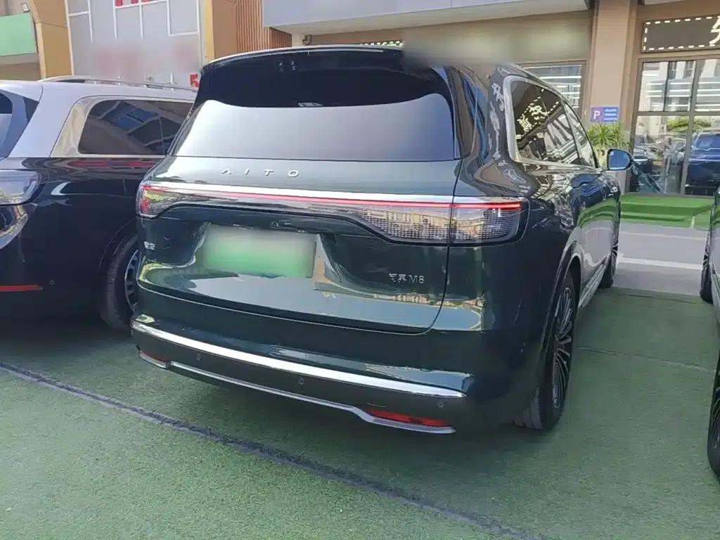 Wenjie M8 2025 Range Extended Ultra Edition 53.4kWh 6-Seat Version (192-line LiDAR) — миниатюра 7