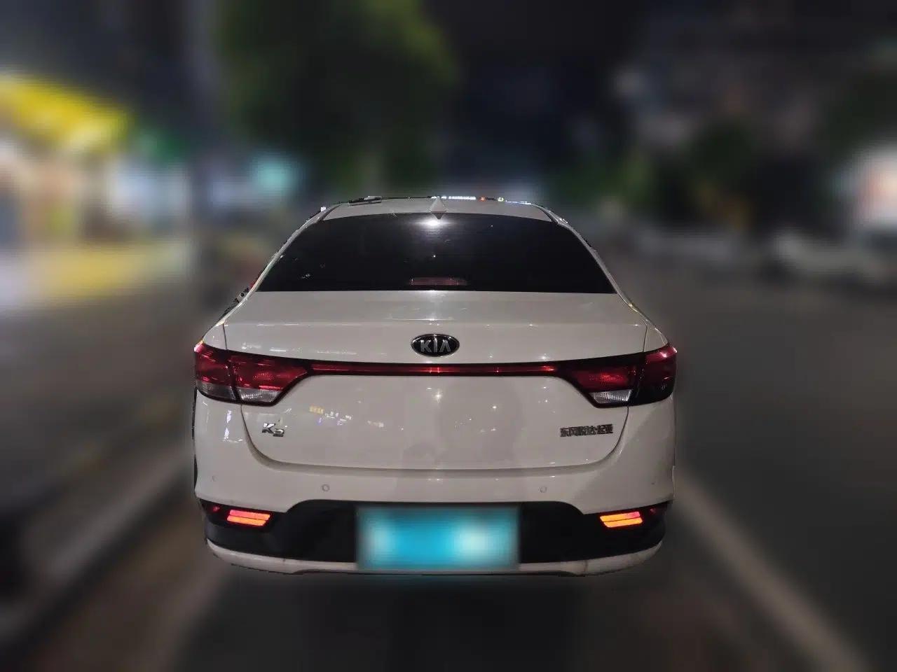 Kia K2 2017 Sedan 1.4L Manual Transmission GLS — миниатюра 5