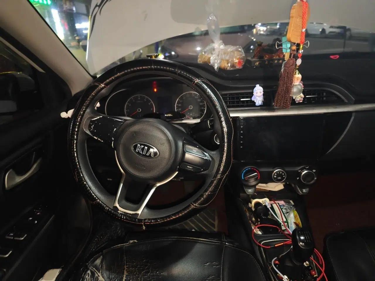 Kia K2 2017 Sedan 1.4L Manual Transmission GLS — миниатюра 10