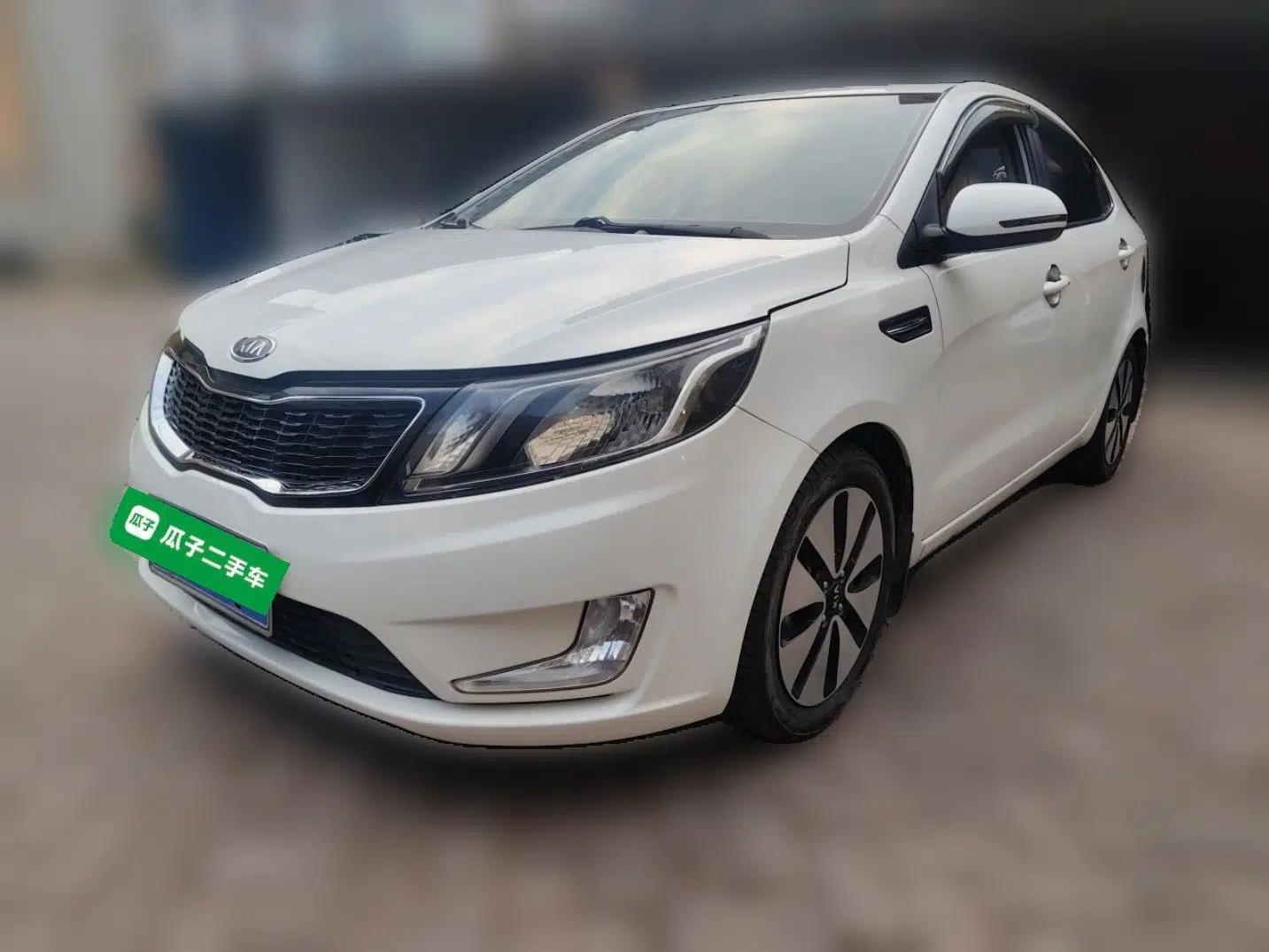 Kia K2 2011 Sedan 1.6L Automatic Transmission Premium — миниатюра 1