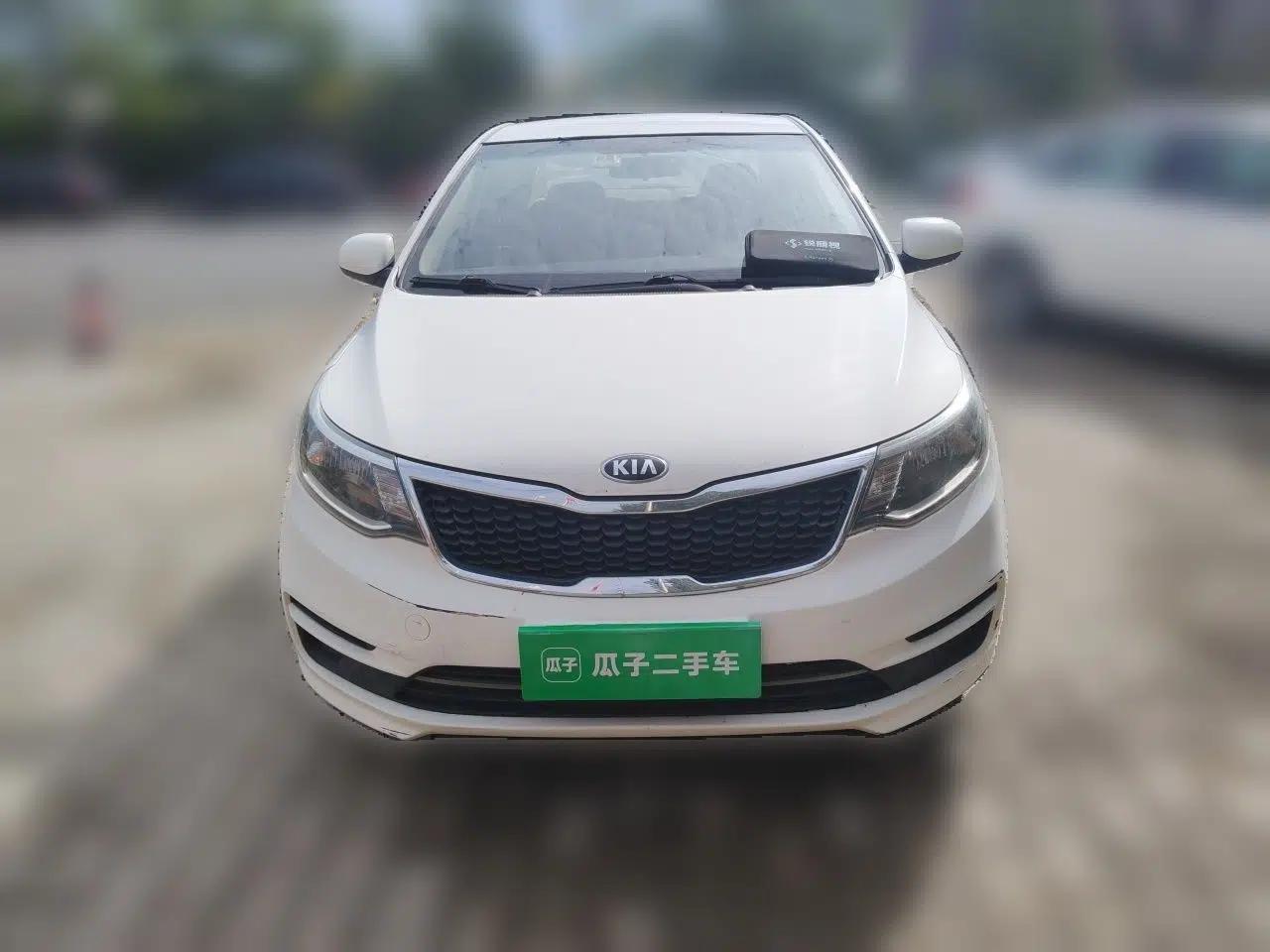 Kia K2 2015 Sedan 1.4L Automatic GLS — миниатюра 2