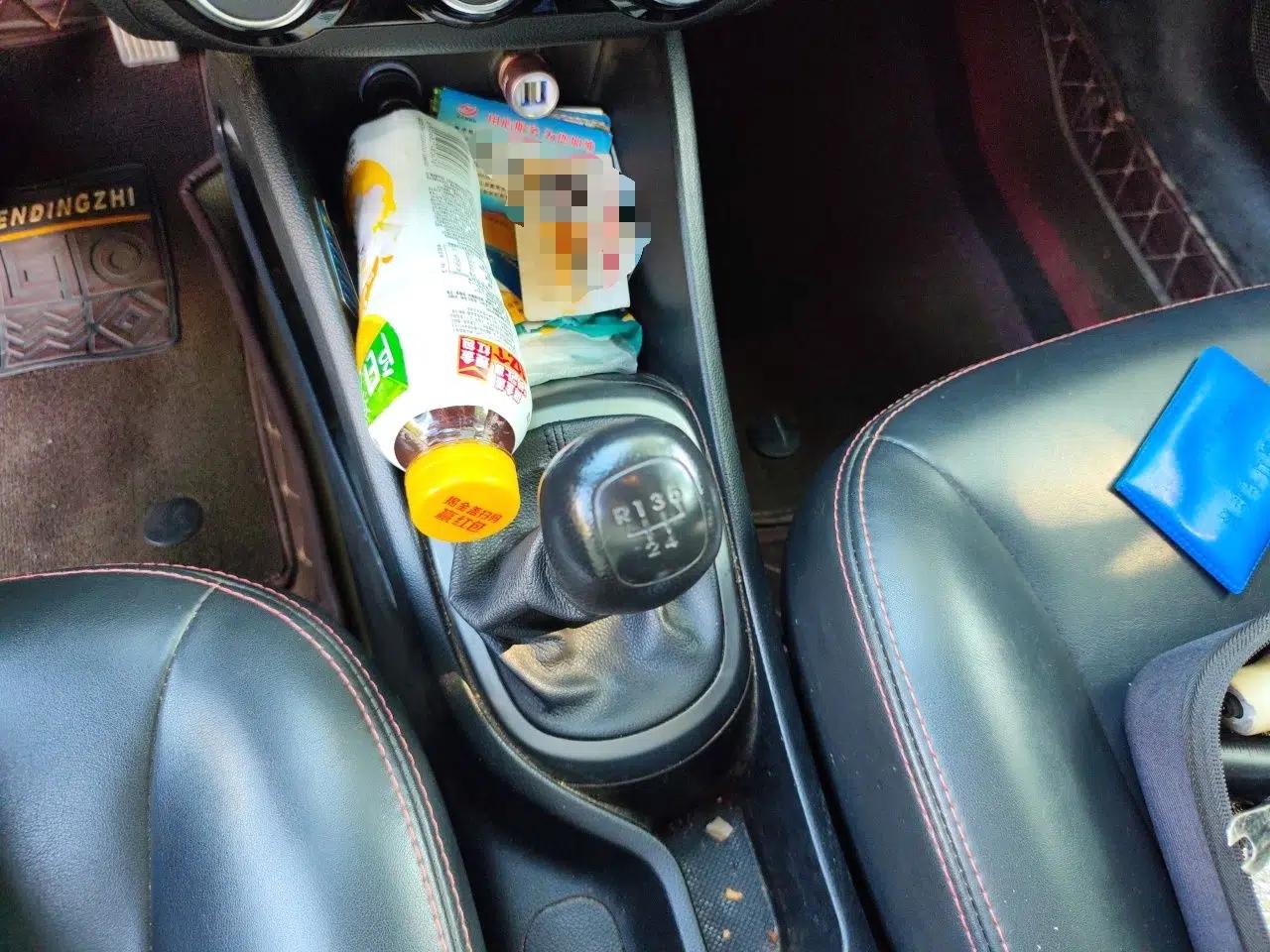 Kia K2 2015 Sedan 1.4L MT GLS — миниатюра 14