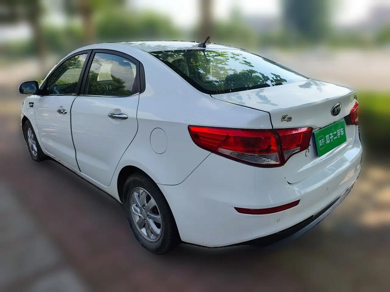 Kia K2 2015 Sedan 1.4L MT GLS — миниатюра 4