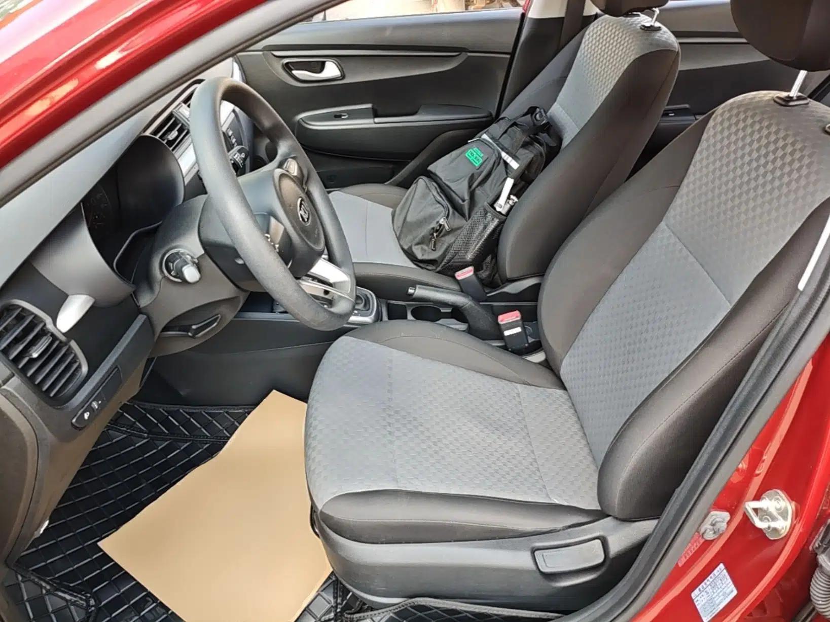Kia K2 2017 Sedan 1.4L Automatic GLS — миниатюра 17