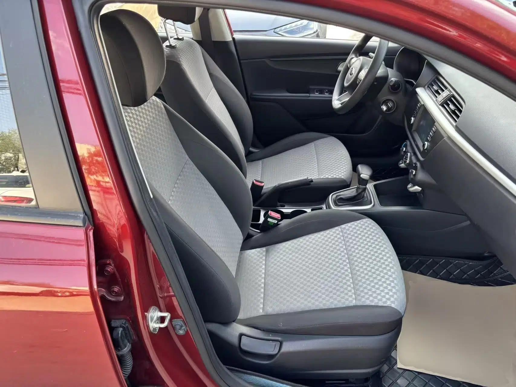 Kia K2 2017 Sedan 1.4L Automatic GLS — миниатюра 19