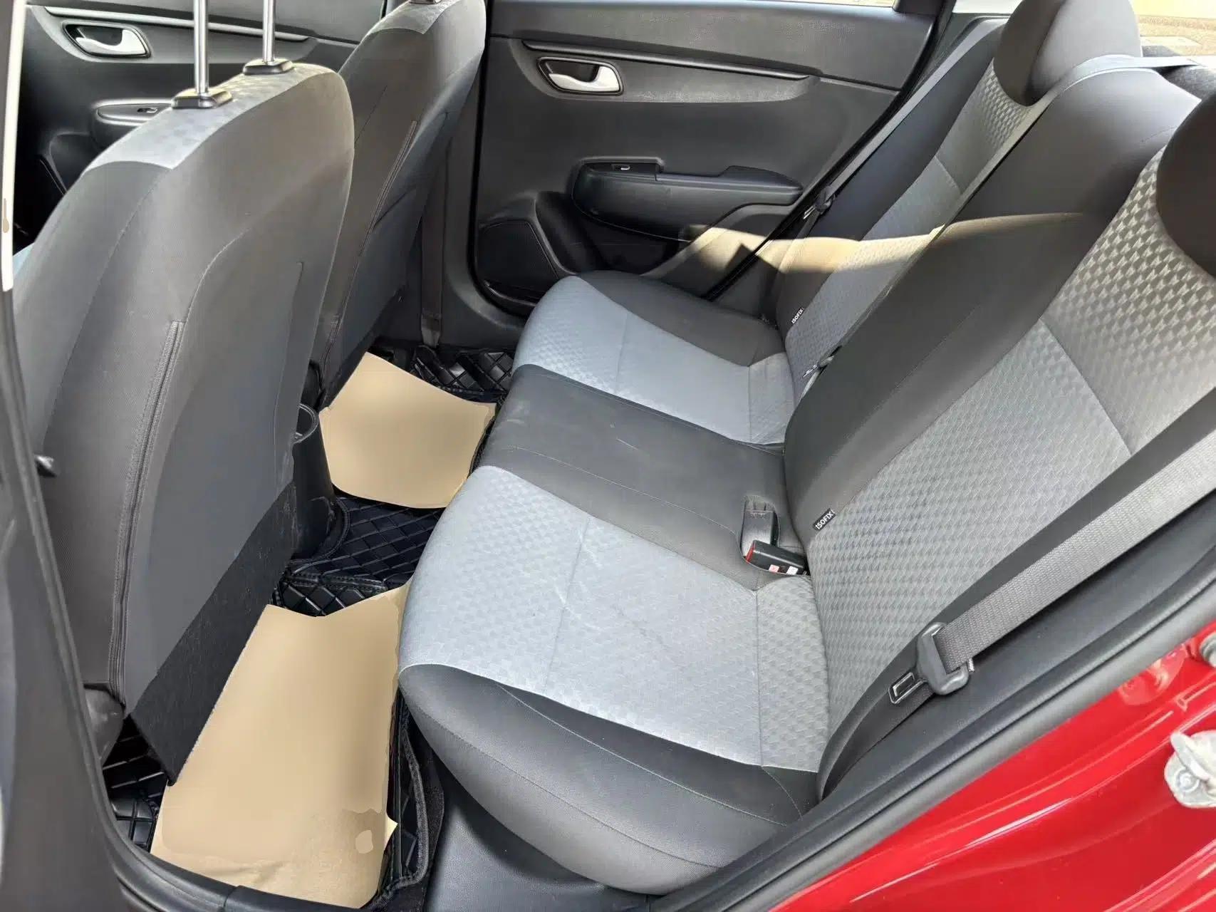 Kia K2 2017 Sedan 1.4L Automatic GLS — миниатюра 20