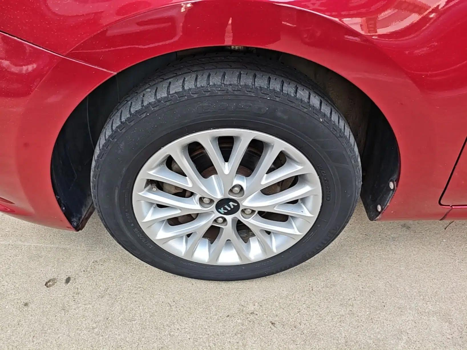 Kia K2 2017 Sedan 1.4L Automatic GLS — миниатюра 10