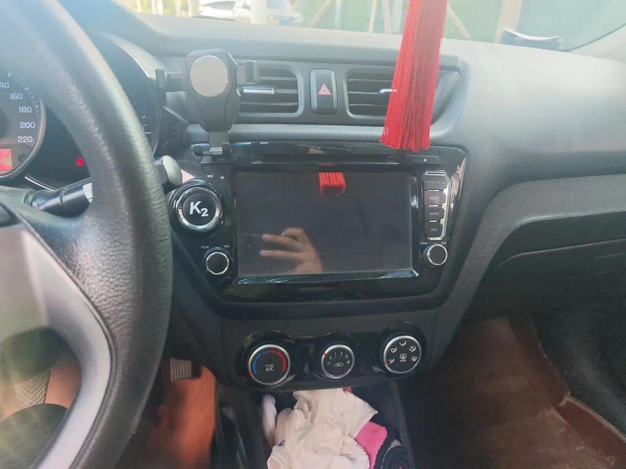 Kia K2 2015 Sedan 1.4L MT GLS — миниатюра 13