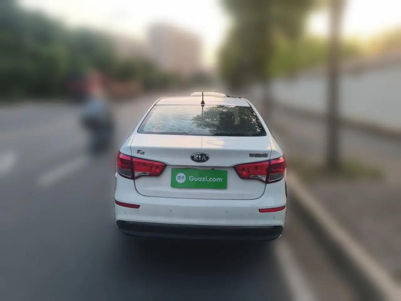 Kia K2 2015 Sedan 1.4L MT GLS — миниатюра 5