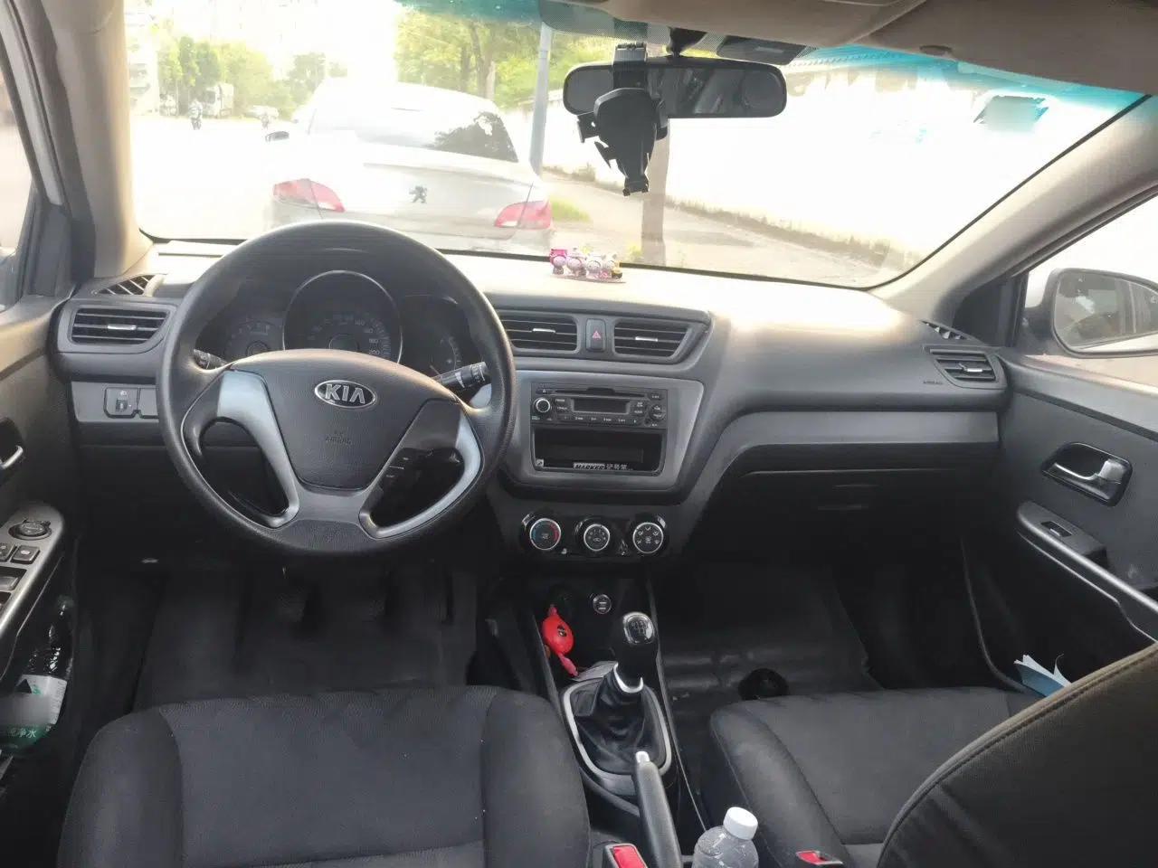 Kia K2 2015 Sedan 1.4L MT GLS — миниатюра 9